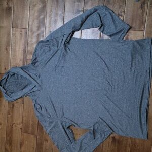 NWT Men's RVCA Long Sleeve Hooded Shirt.n Heather Grey. Surf Shirt